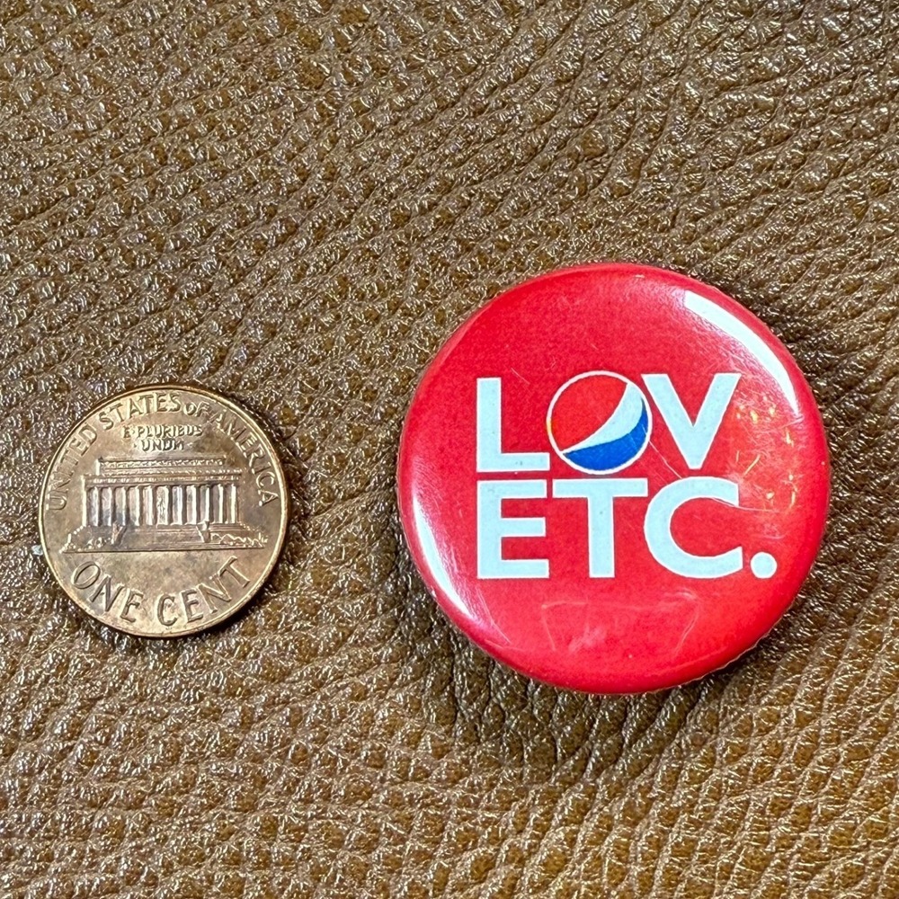 Vintage‎ Pepsi "LOVE ETC." Red Button Pin Retro Soda Pop Collectible Promo Retro